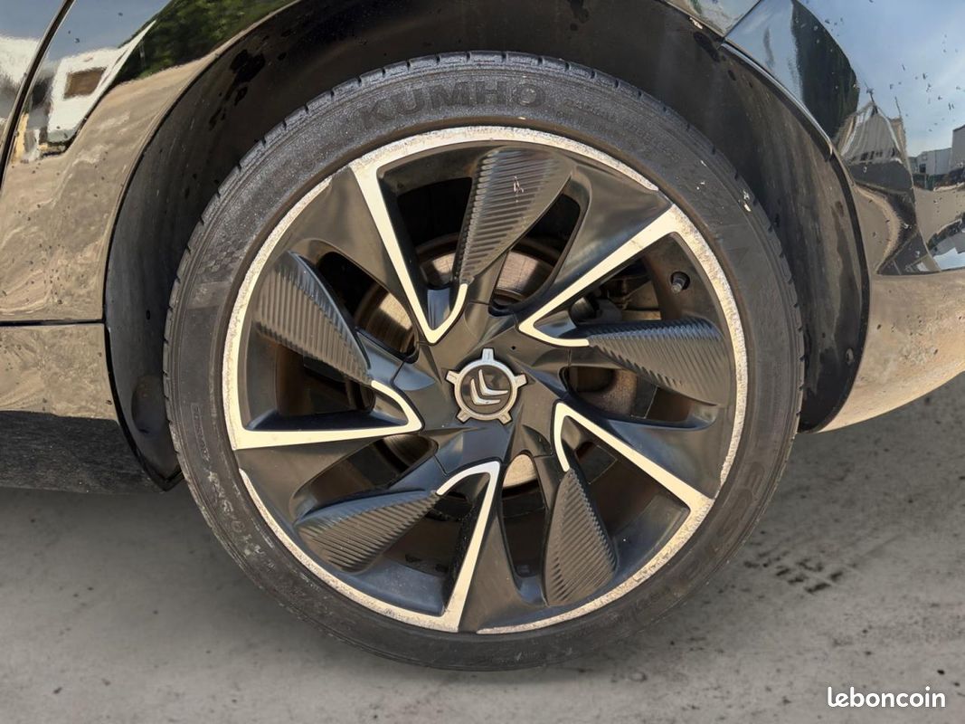 DS DS 5 Hybrid4 2.0 HDi 16V FAP - 163 - BV BMP6 + Electric 37ch (image 25)