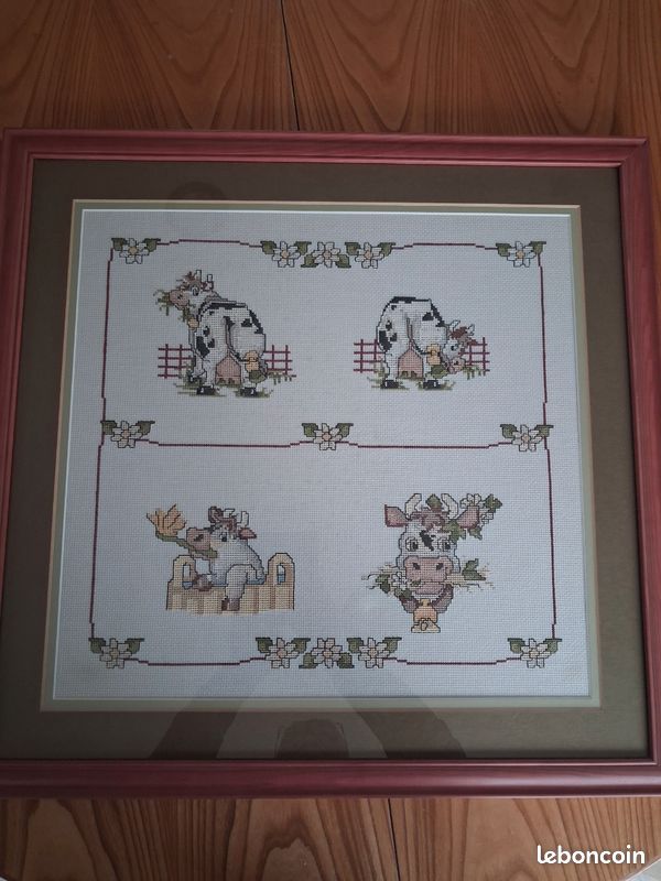 Tableau broderie motif vache (image 1)