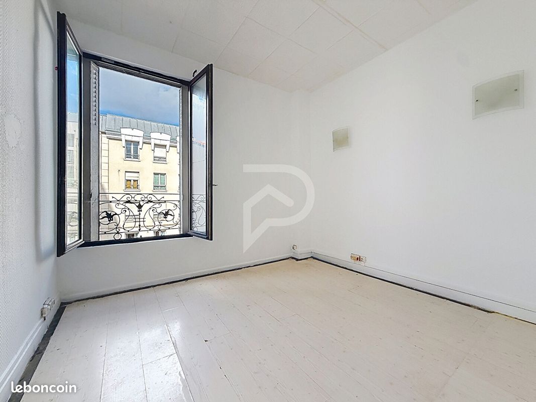 Appartement 3 pièces 28 m² · à Issy-les-Moulineaux · 28 m² · 235 000 €
