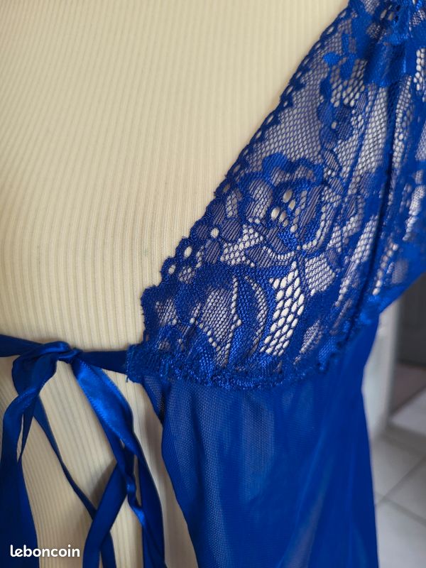 Lingerie (image 2)