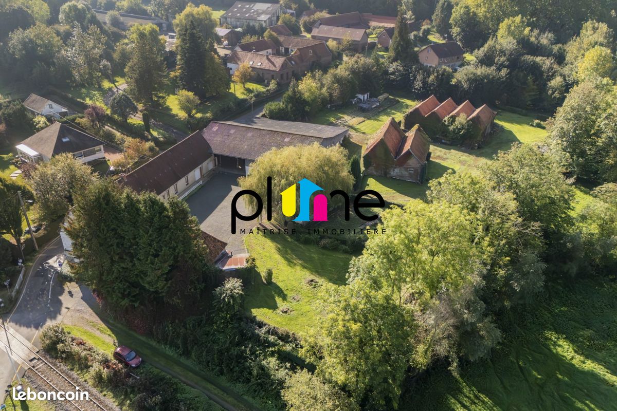Maison 6 pièces 130 m² · à Roëllecourt · 130 m² · 377 900 €