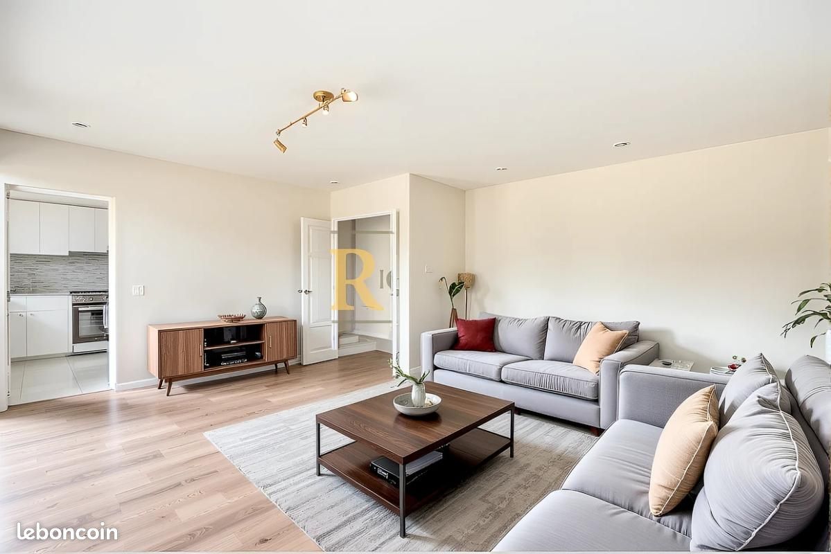 Appartement 4 pièces 93 m² · à Paris · 93 m² · 869 400 €