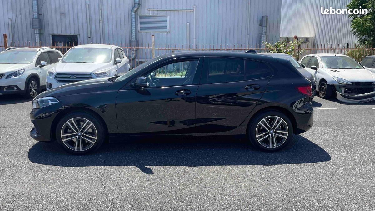BMW 118d 150 ch BVA8 Business Design (image 20)