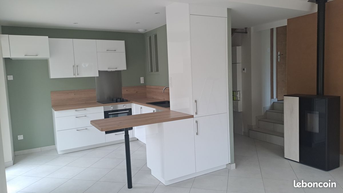 Maison 4 pièces 67 m² · à La Chapelle-au-Riboul · 67 m² · 600 €/mois