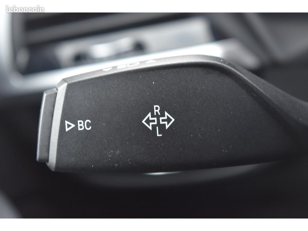 BMW X3 sDrive18d 150ch BVA8 G01 Business Design (image 24)