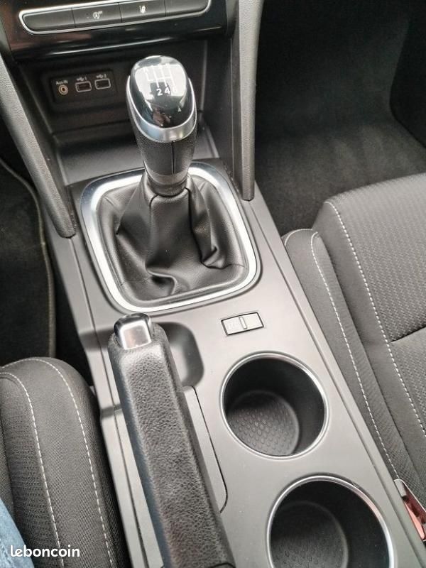 Renault Mégane Estate IV 1.5L BLUEHDI 115CH BUSINESS (image 11)