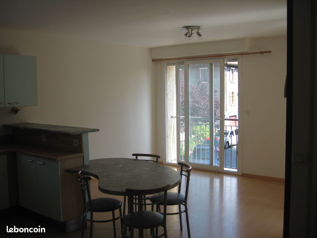 Appartement 2 pièces 48 m² · à Rumilly · 48 m² · 740 €