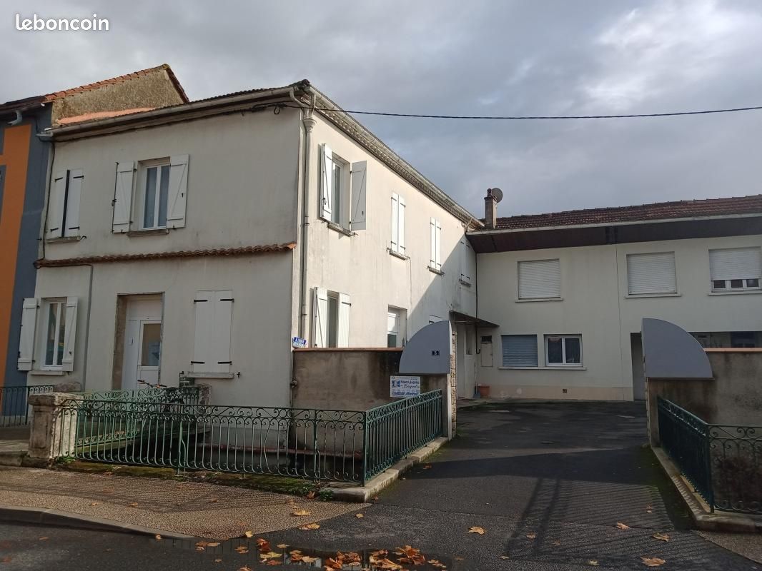 Immeuble 270 m² · à Vic-en-Bigorre · 270 m² · 535 000 €