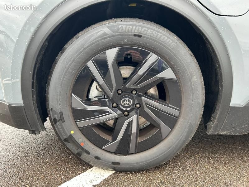 Toyota C-HR+ 224ch 77kWh Design Grande Autonomie (image 7)