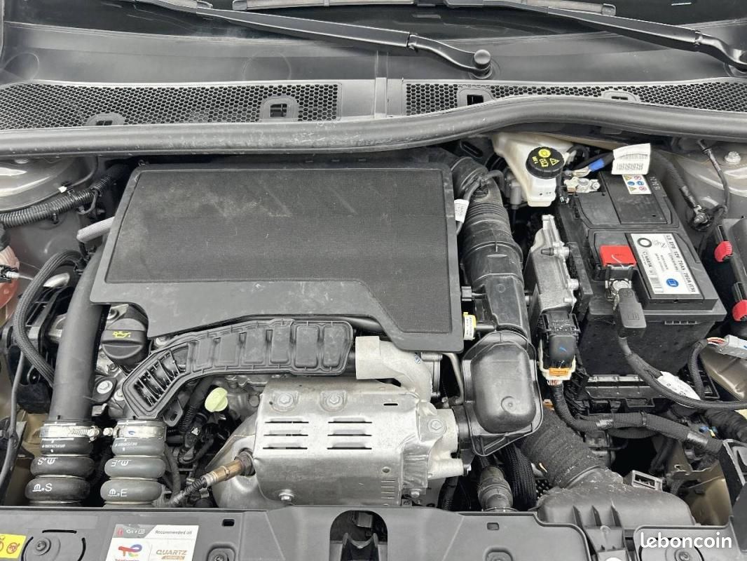 Peugeot 2008 PureTech 100 S&S BVM6 - Active (image 25)