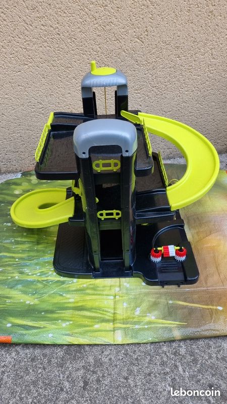 Garage pour les petites voitures (image 2)
