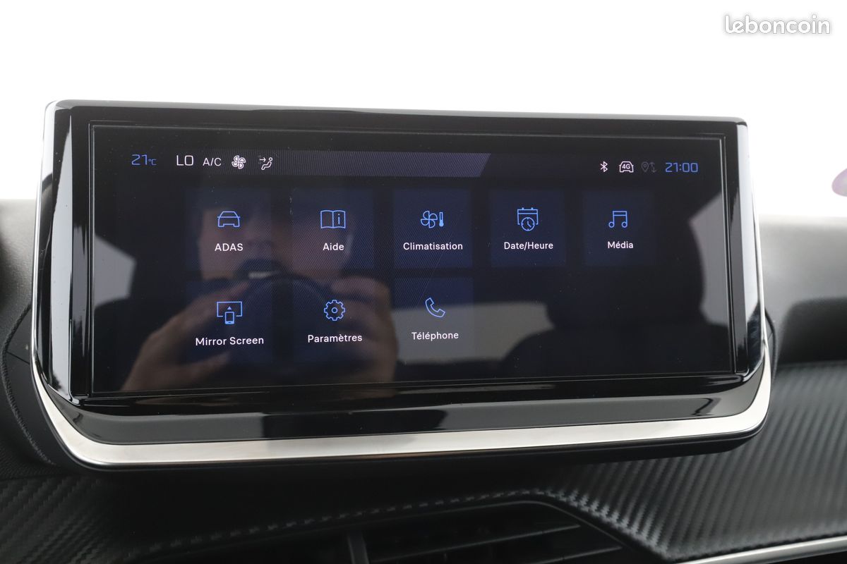 Peugeot 2008 1.2 PureTech Allure 101 ch (image 19)