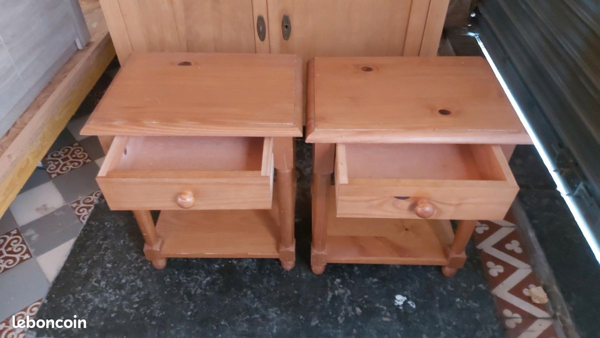 2 tables de nuit (image 1)