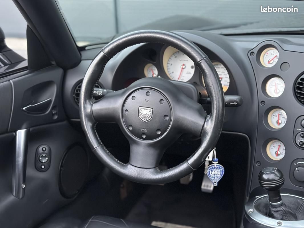 Dodge Viper SRT10 V10 8.4 505 CH BVM6 ZB1 / FAIBLE KILOMETRAGE ORIGINE EUROPE (image 16)
