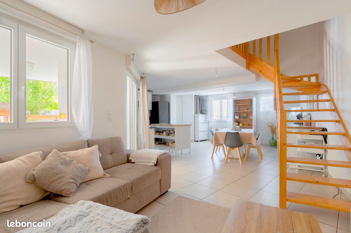 Appartement 4 pièces 80 m² · à Cenon · 80 m² · 190 000 €