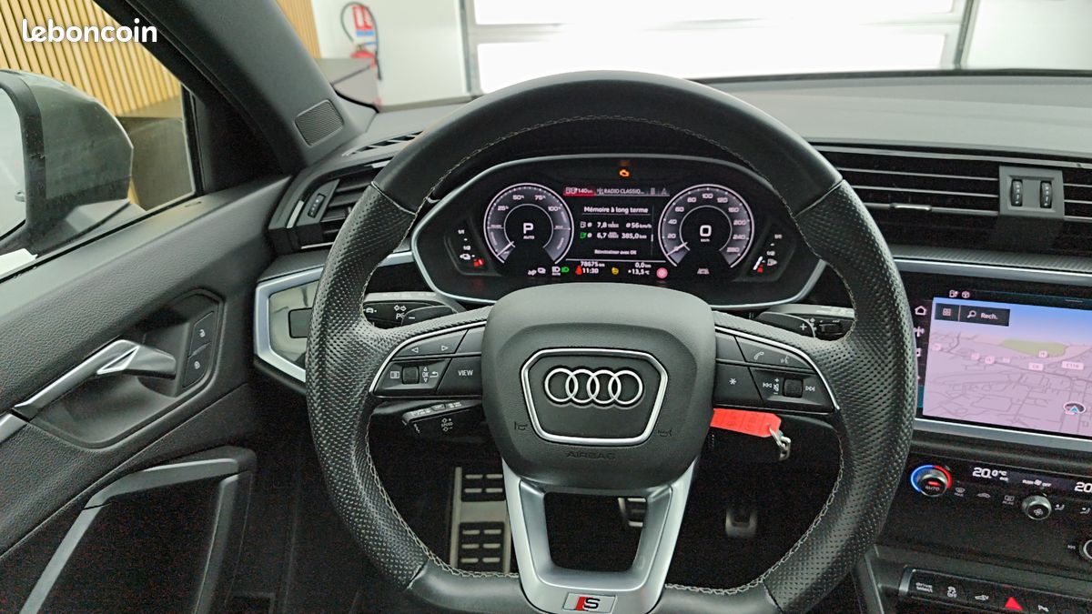 AUDI Q3 45 TFSIe 245 ch S tronic 6 S line + Hayon Elec + camera 360° + smartphone interface (image 16)