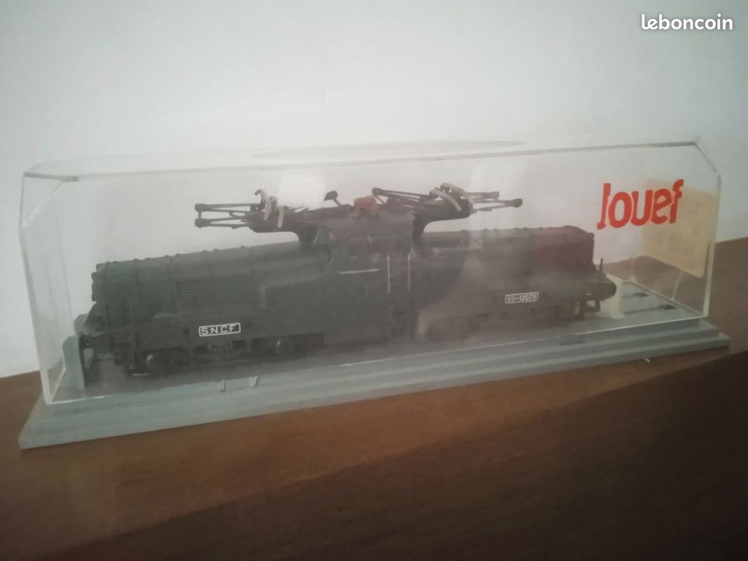 JOUEF BB 67407 SNCF Echelle HO Epoque III Locomotive Diesel - Bleue