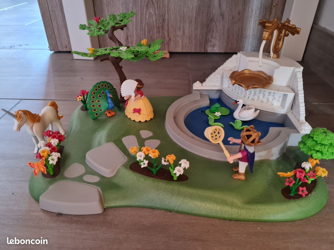 PLAYMOBIL : Carosse royal + parc avec fontaine (image 4)