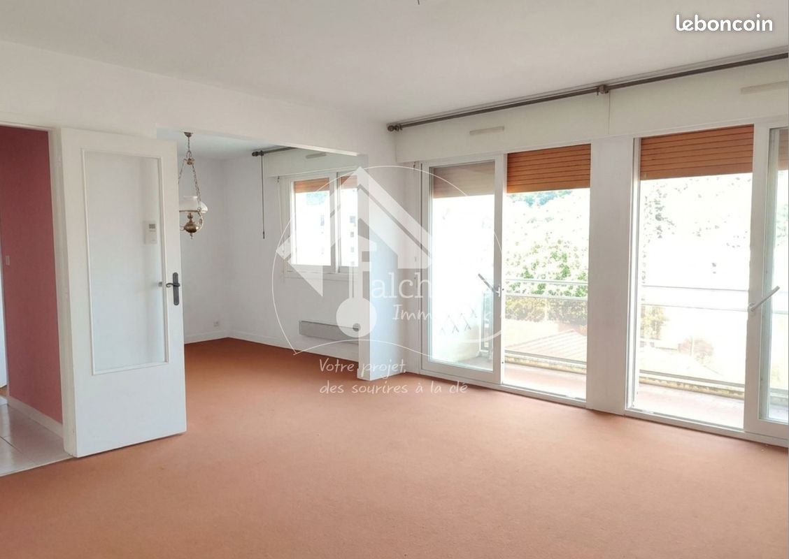 Appartement 4 pièces 88 m² · à Royat · 88 m² · 178 000 €