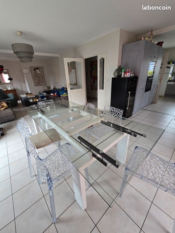 Table (image 2)