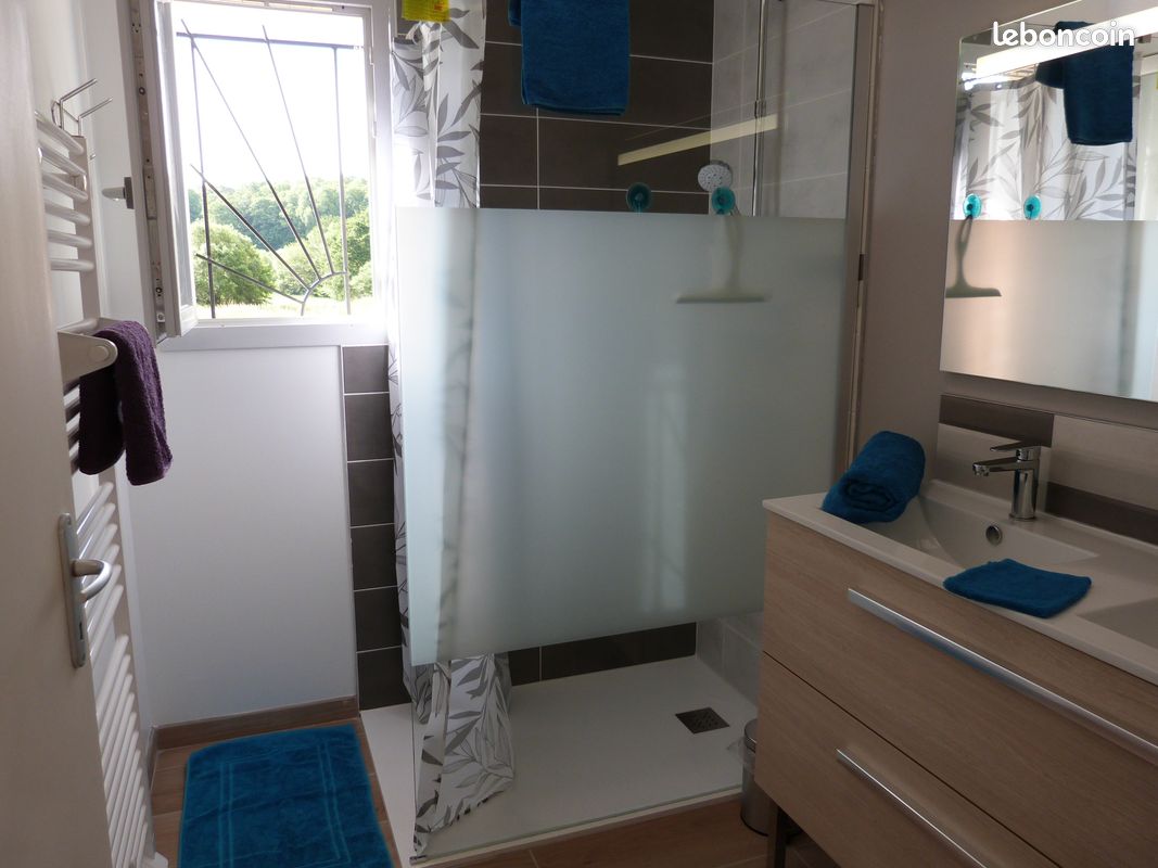 Maison neuve, meublée,67m², plain pied, 2 Chambres, TV,WIFI,2 Parking,SAINT PARDOUX,proche bourg/Lac (image 6)