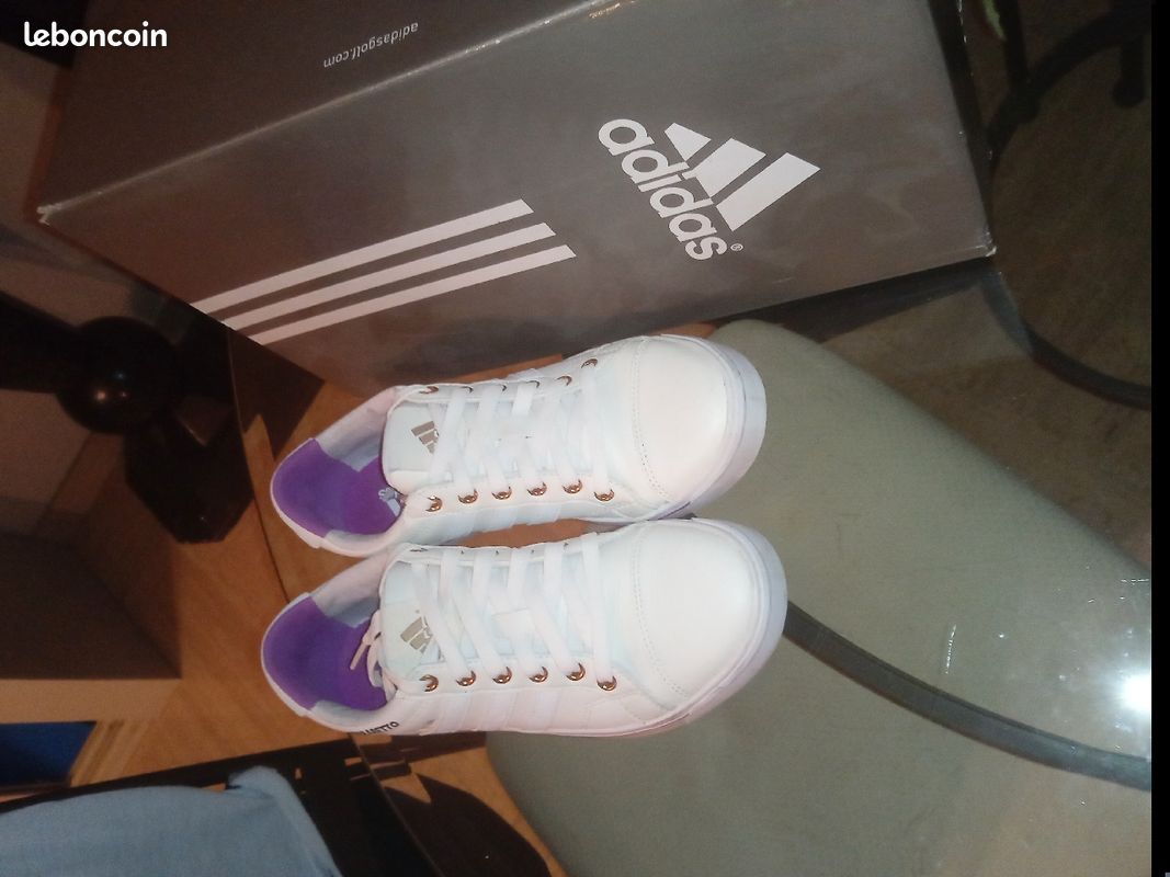 ARTICLE VENDU Basket adidas ferraretto édition limité (image 2)