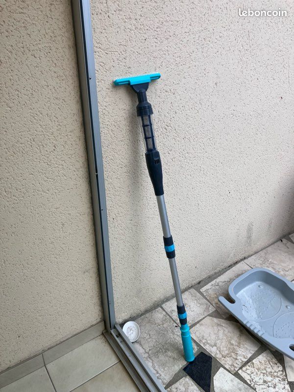 Balai aspirateur piscine (image 1)