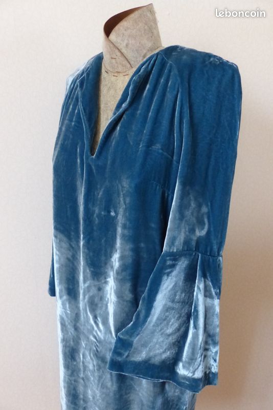 Robe Malaica, T 42 (image 2)