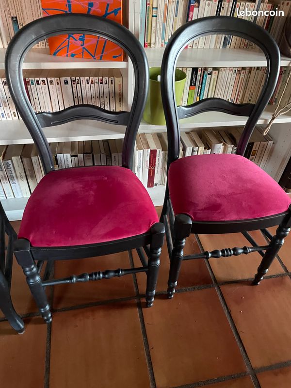 Vends chaises en bois et tissu (image 1)