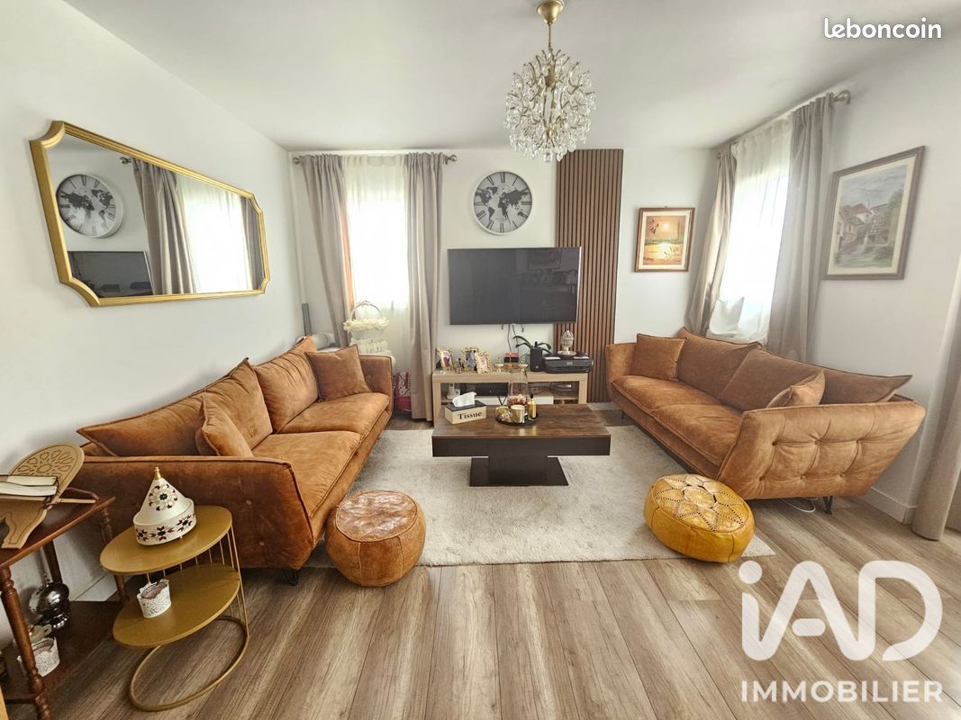 Appartement 2 pièces 52 m² · à Dammarie-les-Lys · 52 m² · 146 000 €
