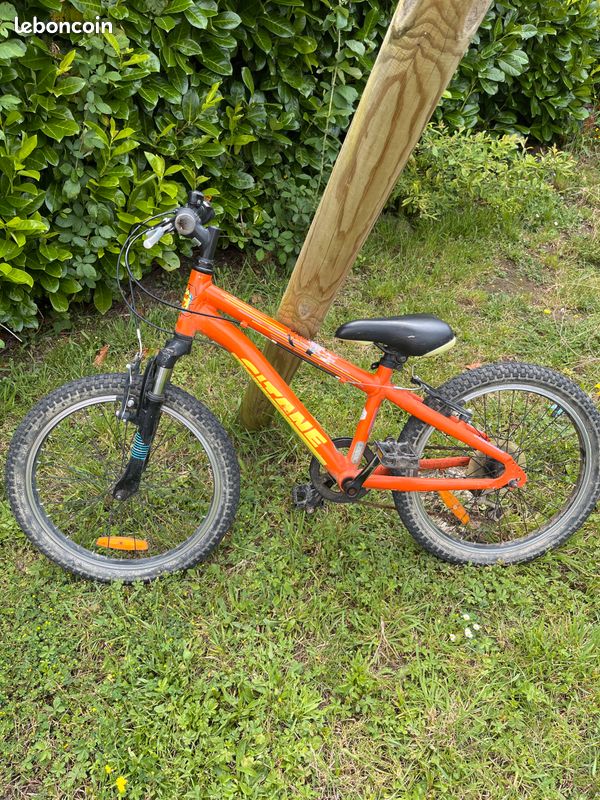 Vélo Gitane Vtt Gitane Suspendu Vélo VTT Gitane Fourche Suspendu