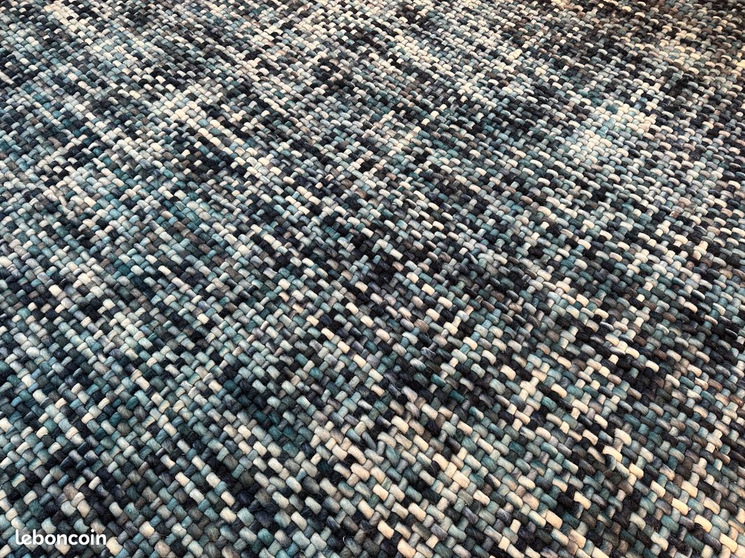 Tapis interieur bleu (image 2)