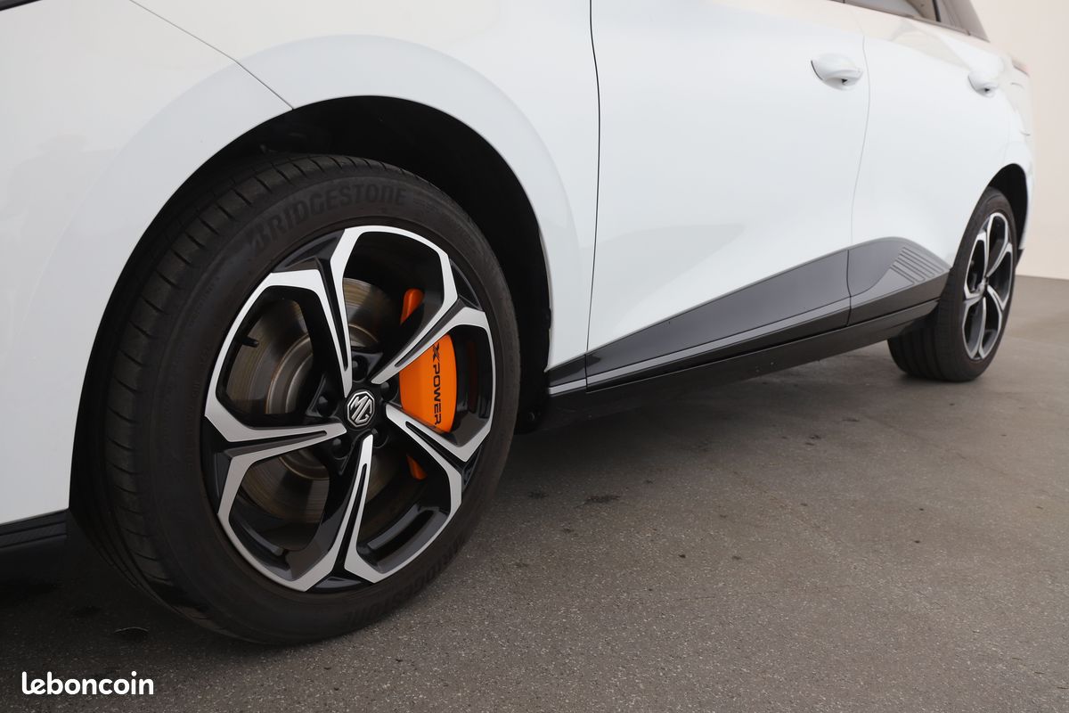 MG 4 EV 64kWh -320 kW 4WD Xpower 435 ch (image 24)