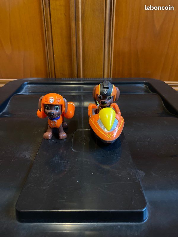 Bateau de zuma et figurine zuma de la pat patrouille (image 1)