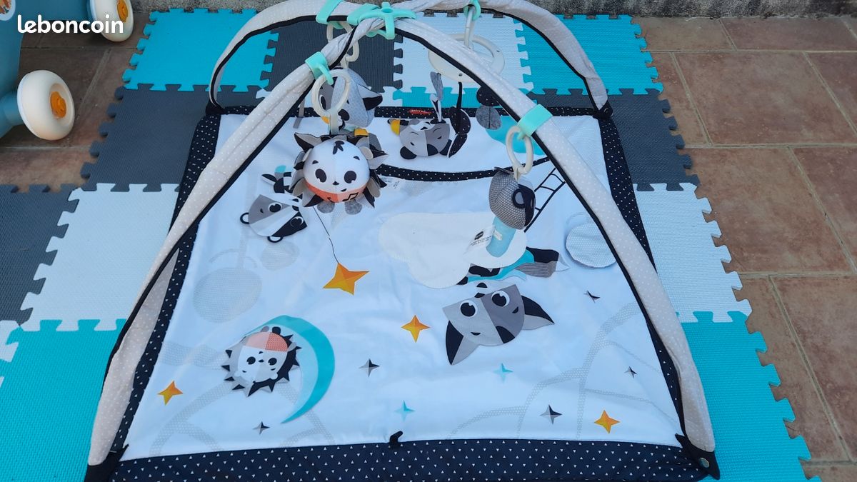 Tapis d'éveil bébé Tiny Love (image 2)