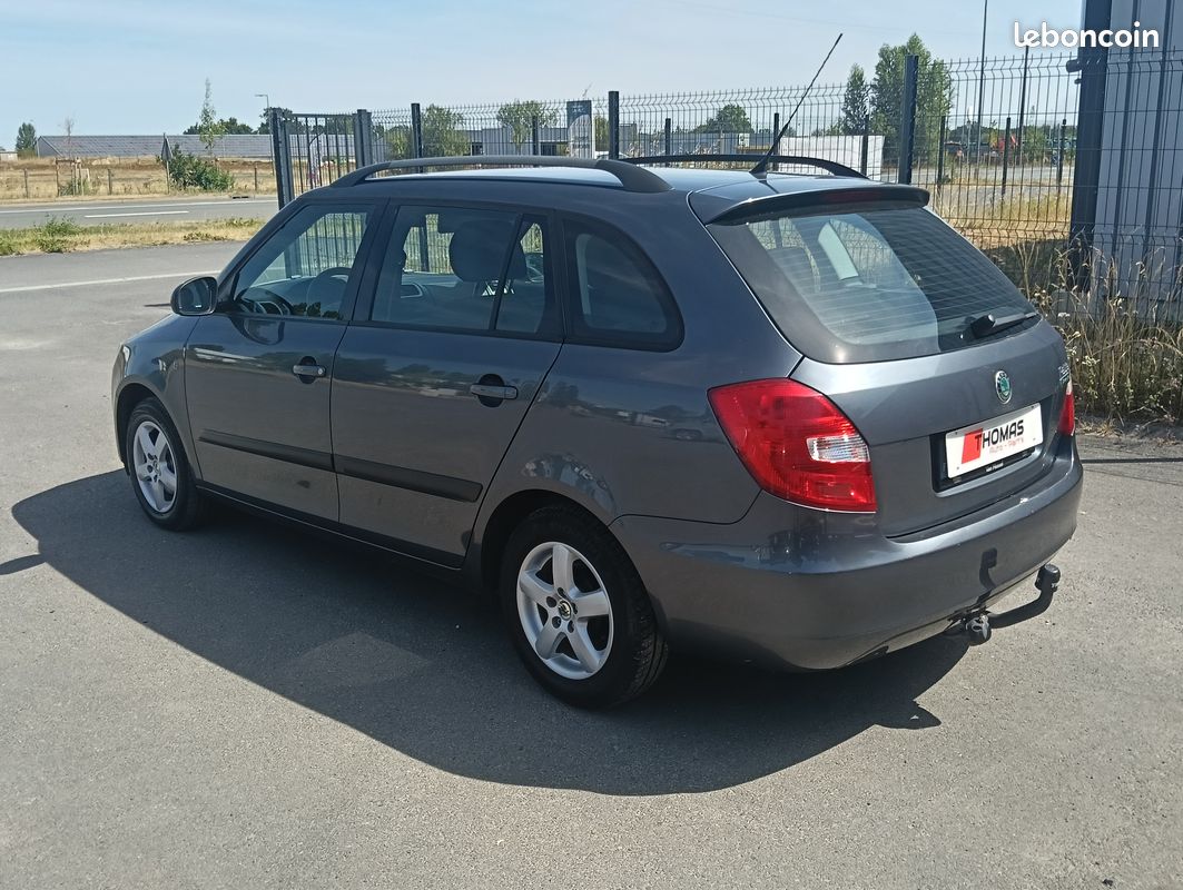 Skoda Fabia 1.4 TDI 80 / 99 500 km / CT OK / Révisée / Garantie / Paiement 4 fois possible (image 3)