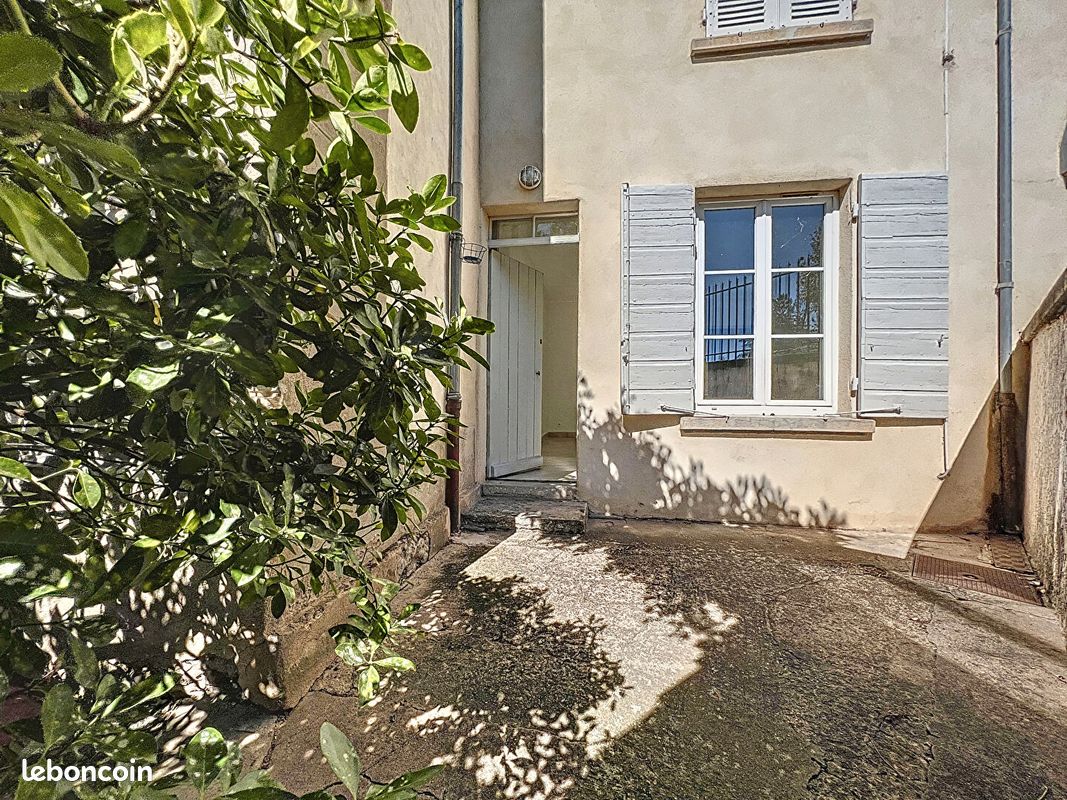 Appartement 3 pièces 79 m² · à Champagne-au-Mont-d'Or · 79 m² · 1 095 €/mois