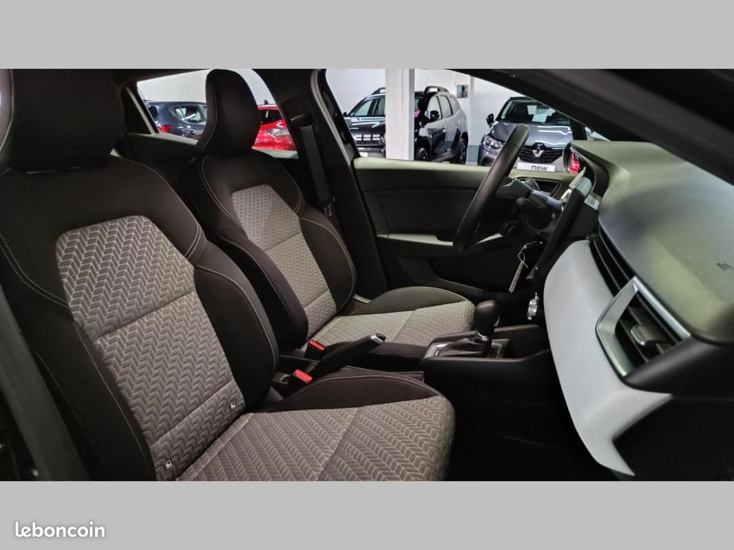 Renault Clio V E-Tech 140 - 21N Limited (image 19)