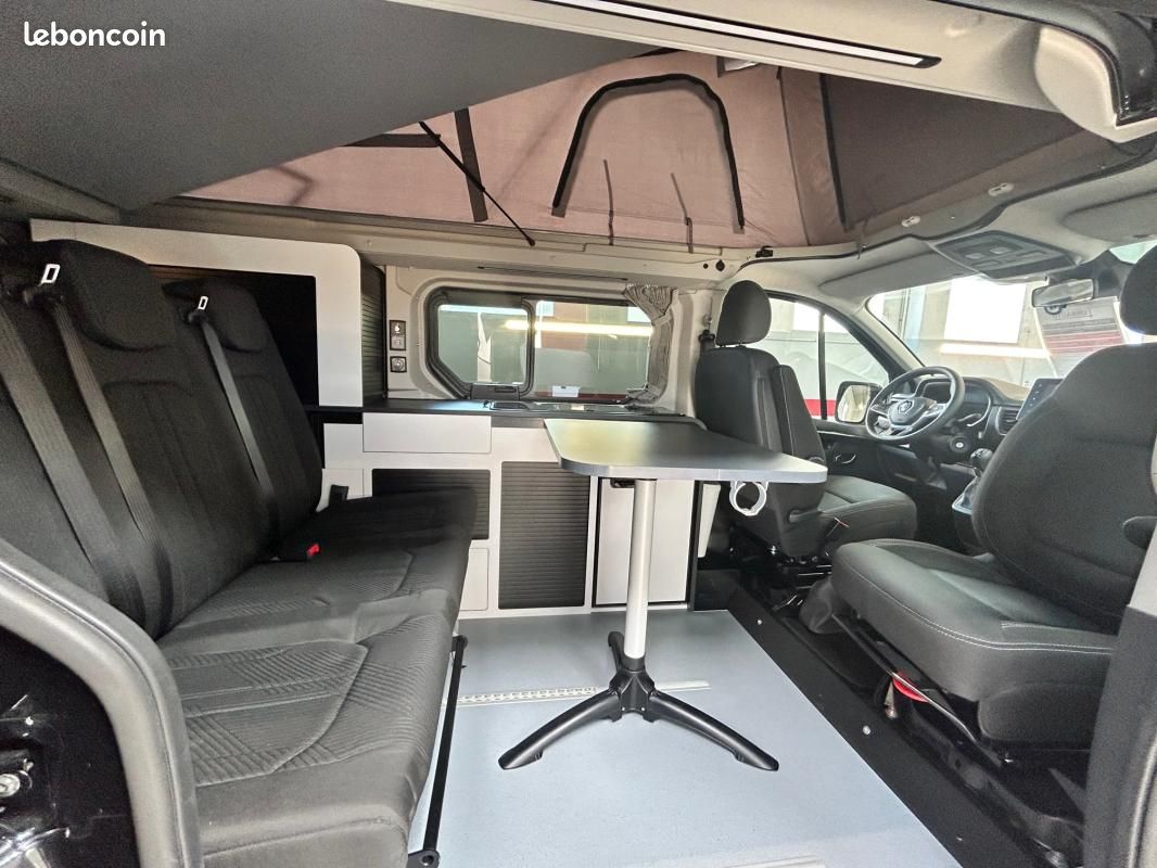 Renault Trafic FLEX 5 ANTILOPE VAN L1H1 CONFORT + BLUEDCI 150 AMENAGE PLACES 4 COUCHAGES (image 10)