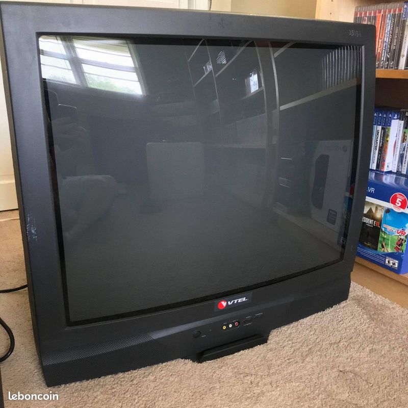 Recherche téléviseur ancien (image 1)