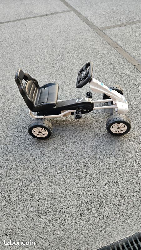 Kart à pédales 3-5ans (image 3)