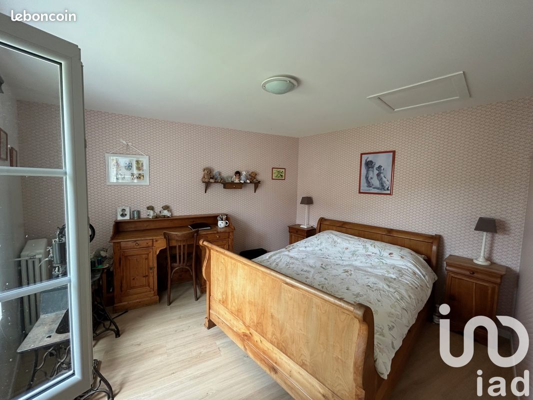 Propriété 5 pièces 167 m² - Genté 16130 (image principale 9)