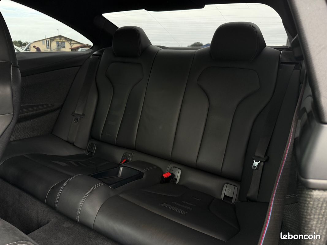 BMW M4 CS Coupé (F82) 3.0 460 cv DKG - Origine France - Suivi BMW - Affichage tête haute - CarPlay ... (image 33)