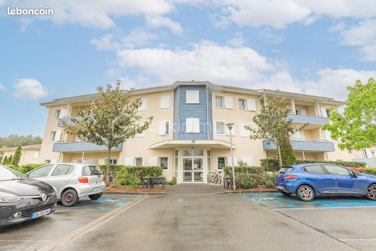 Appartement 3 pièces 54 m² · à Saint-Jean-d'Illac · 54 m² · 68 000 €