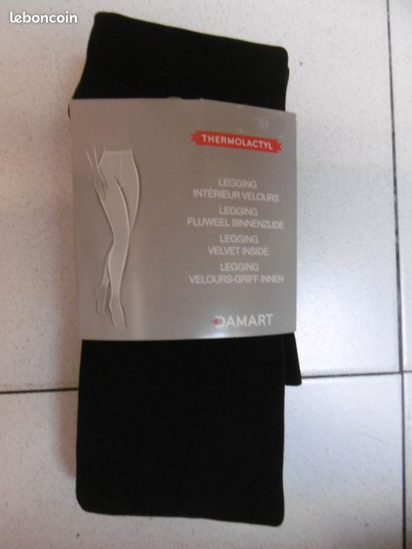 Damart collant legging polaire T M neuf Vêtements