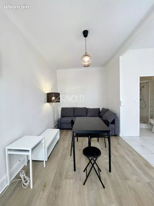 Appartement 1 pièce 25 m² · à Nantes · 25 m² · 550 €/mois