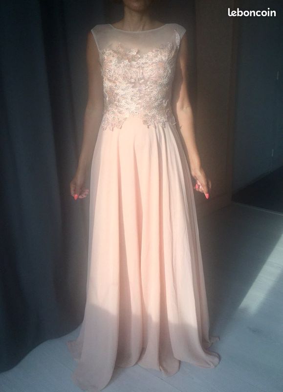 Robe de cérémonie (image 3)