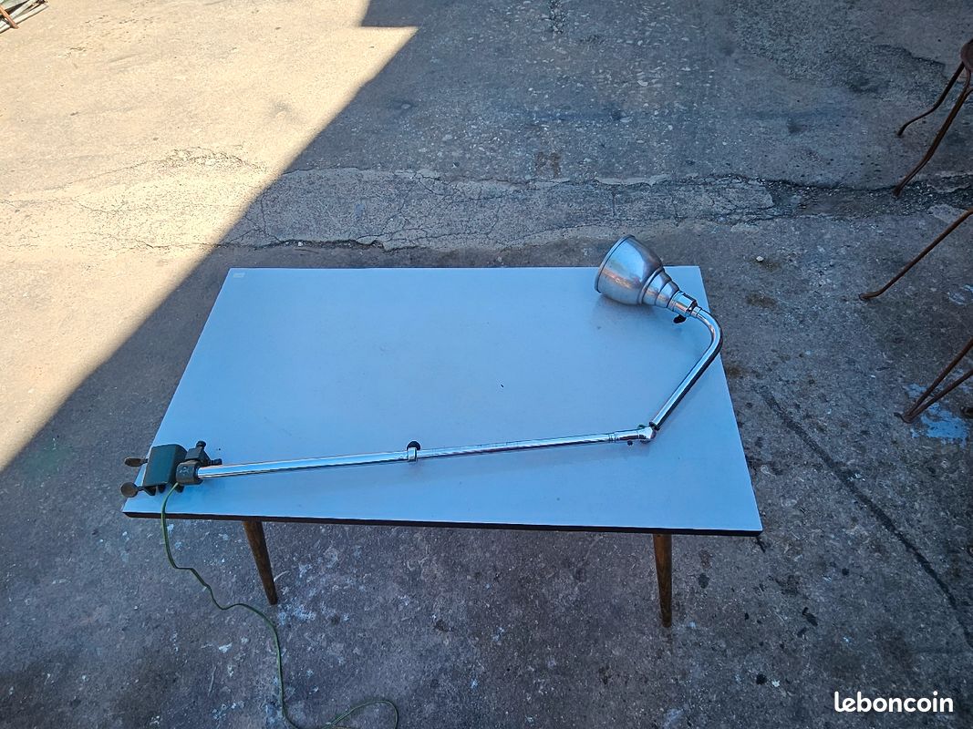 Lampe d'atelier articulée années 50 (image 9)