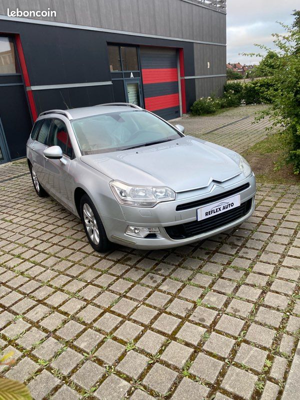 Citroën c5 tourer 2.2 hdi 136 ch exclusive – bva – cuir – 174 000 km (image 1)
