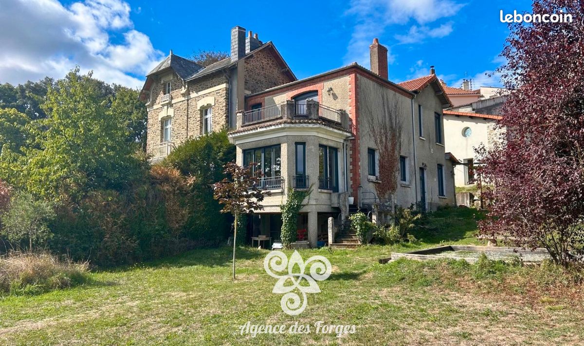 Maison 6 pièces 128 m² · à Montrevault-sur-Èvre · 128 m² · 265 000 €